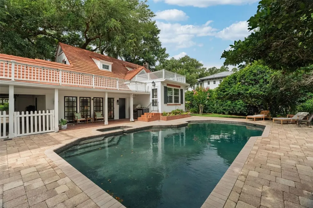 1415 Lancaster Drive Orlando FL 32806