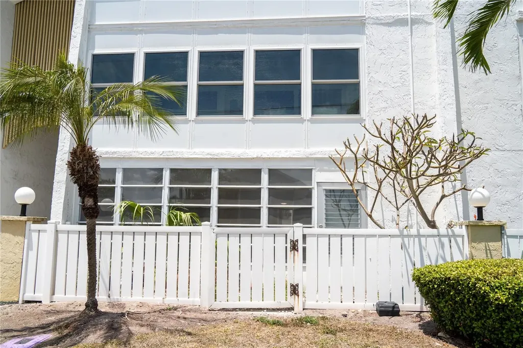 661 Poinsettia Avenue Clearwater Beach FL 33767