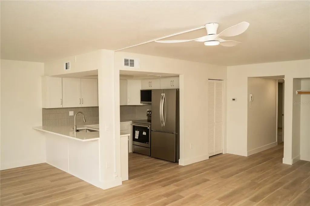 661 Poinsettia Avenue Clearwater Beach FL 33767