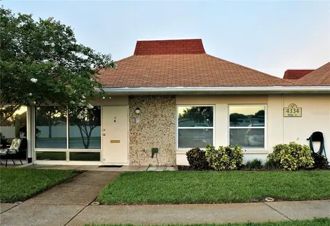 4334 Tahitian Gardens Circle Holiday FL 34691