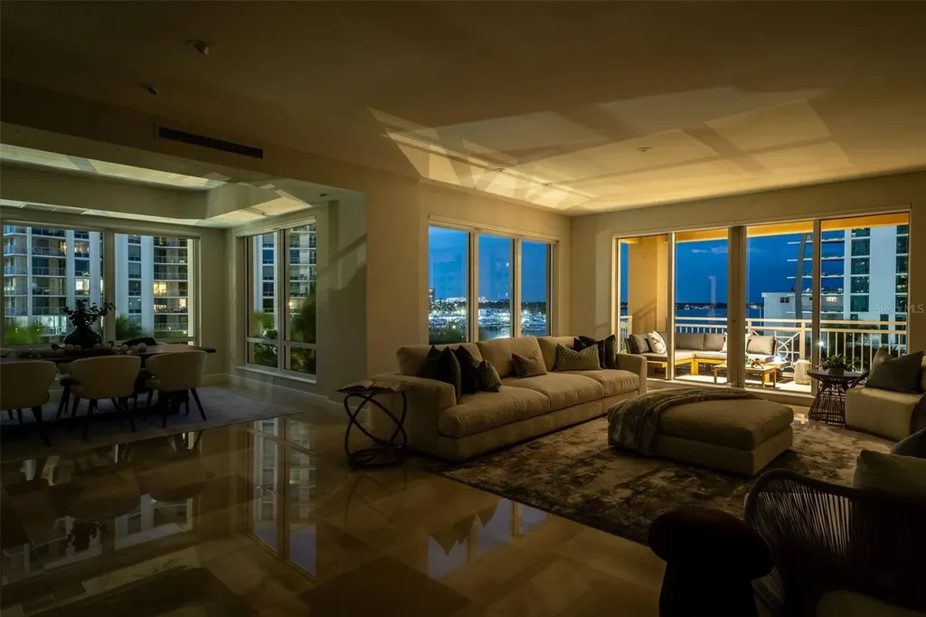 35 Watergate Drive Sarasota FL 34236
