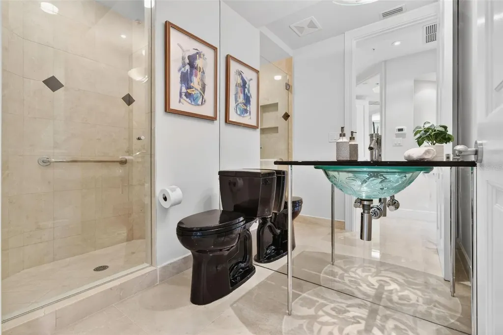 35 Watergate Drive Sarasota FL 34236