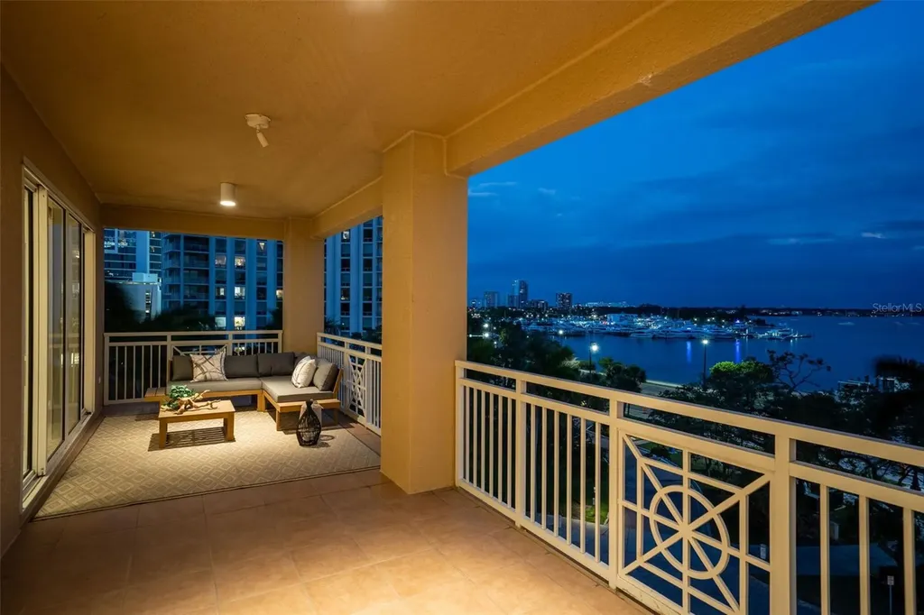 35 Watergate Drive Sarasota FL 34236