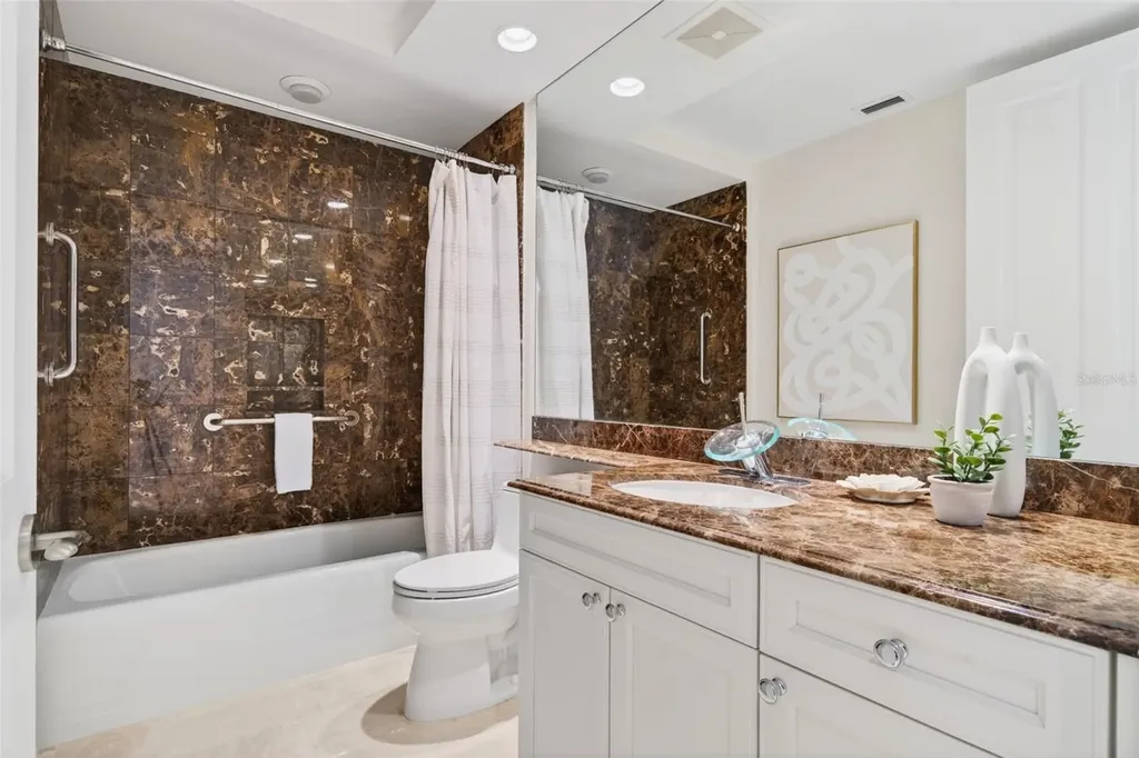 35 Watergate Drive Sarasota FL 34236
