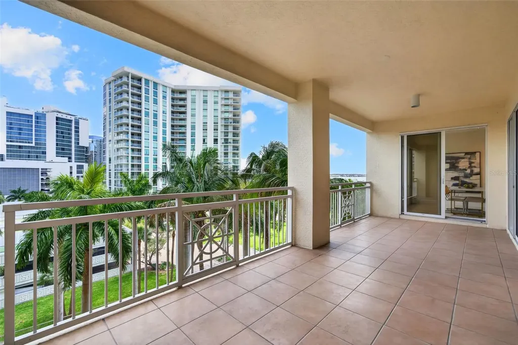 35 Watergate Drive Sarasota FL 34236