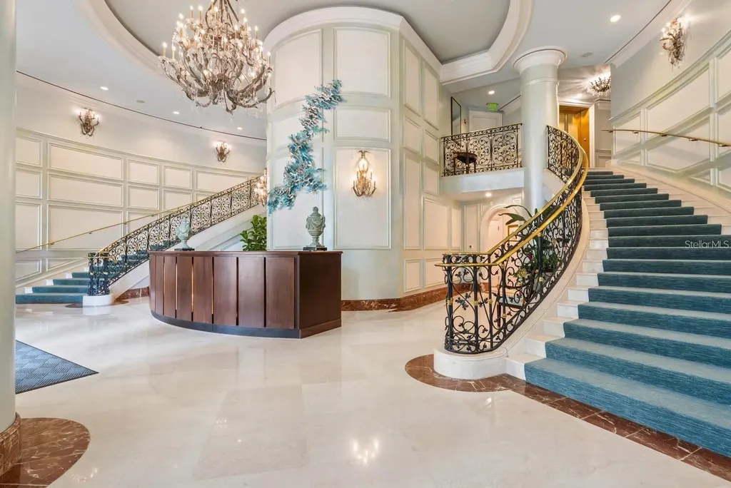 35 Watergate Drive Sarasota FL 34236