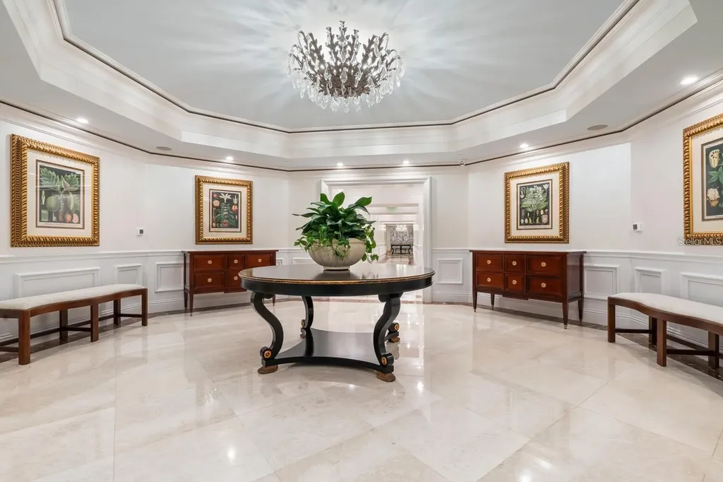 35 Watergate Drive Sarasota FL 34236