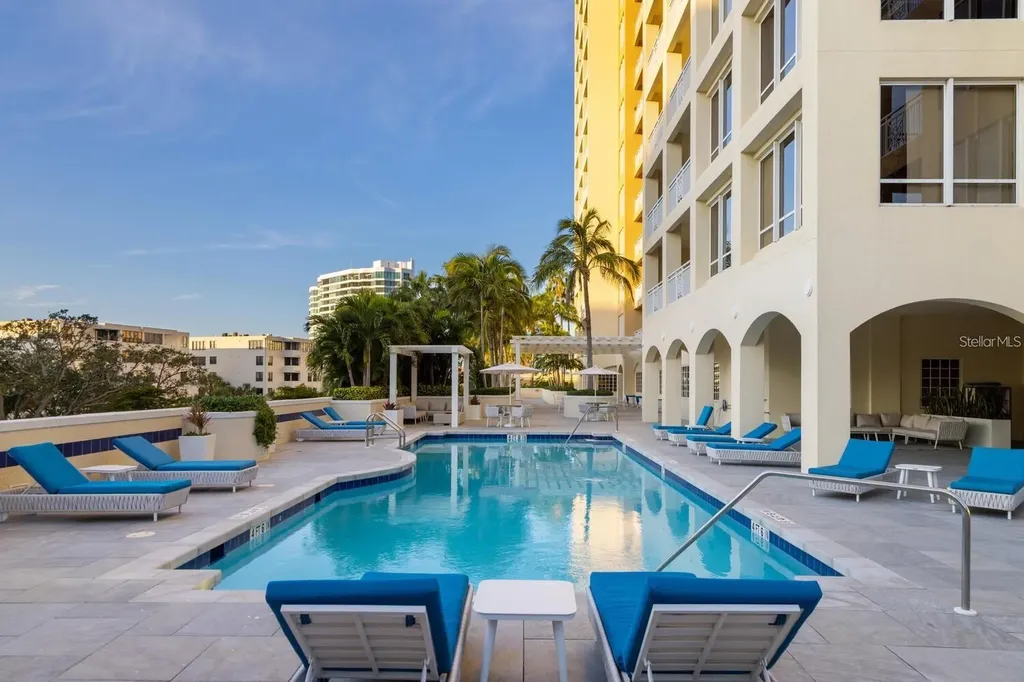 35 Watergate Drive Sarasota FL 34236