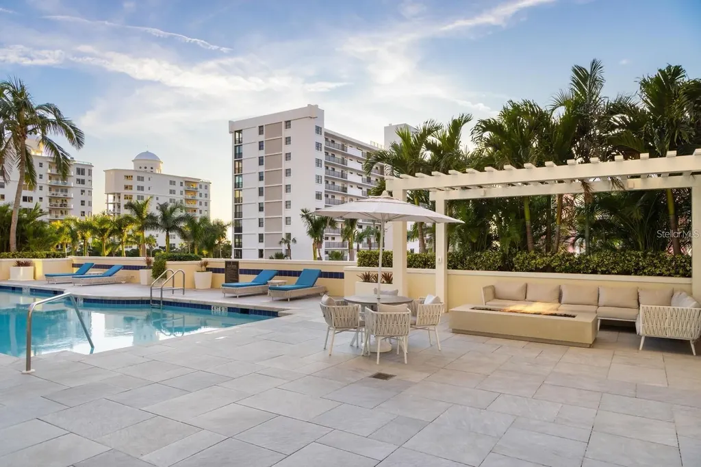 35 Watergate Drive Sarasota FL 34236