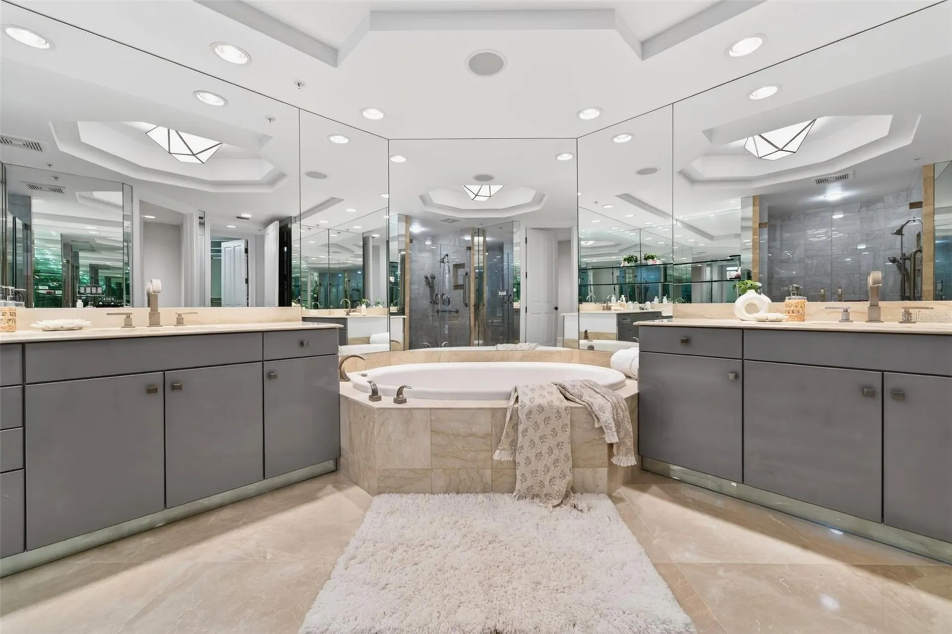 35 Watergate Drive Sarasota FL 34236