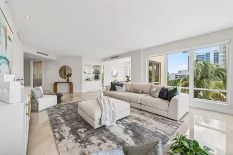 35 Watergate Drive Sarasota FL 34236
