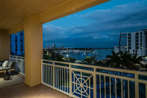 35 Watergate Drive Sarasota FL 34236