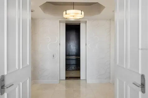 35 Watergate Drive Sarasota FL 34236