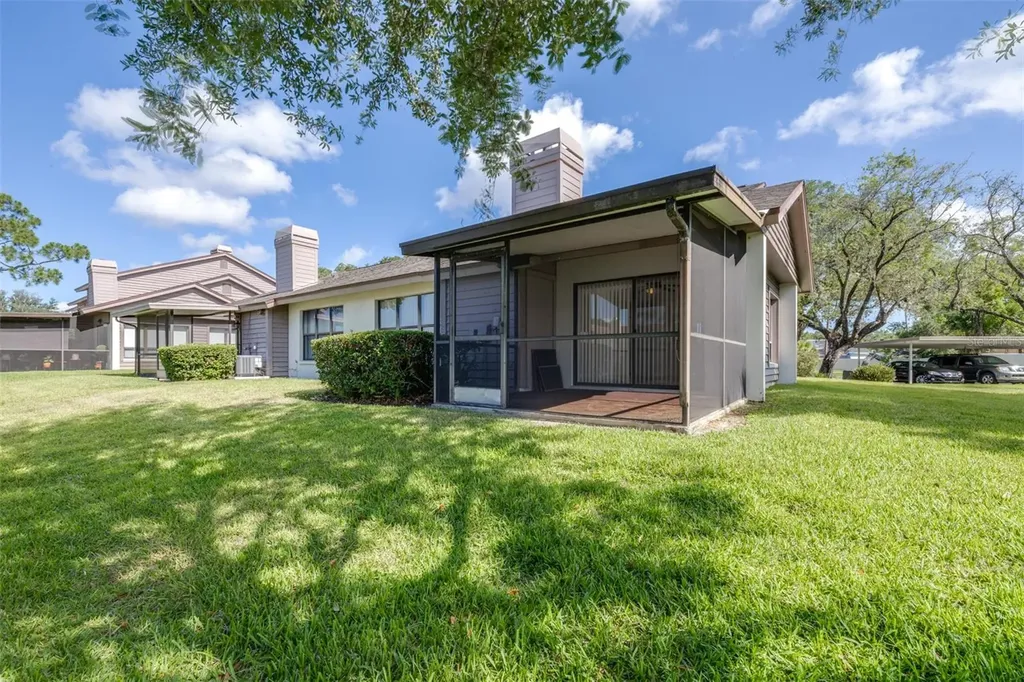 709 Oak Park Place Brandon FL 33511