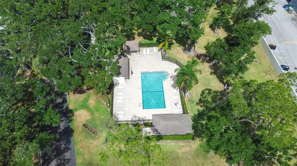 709 Oak Park Place Brandon FL 33511