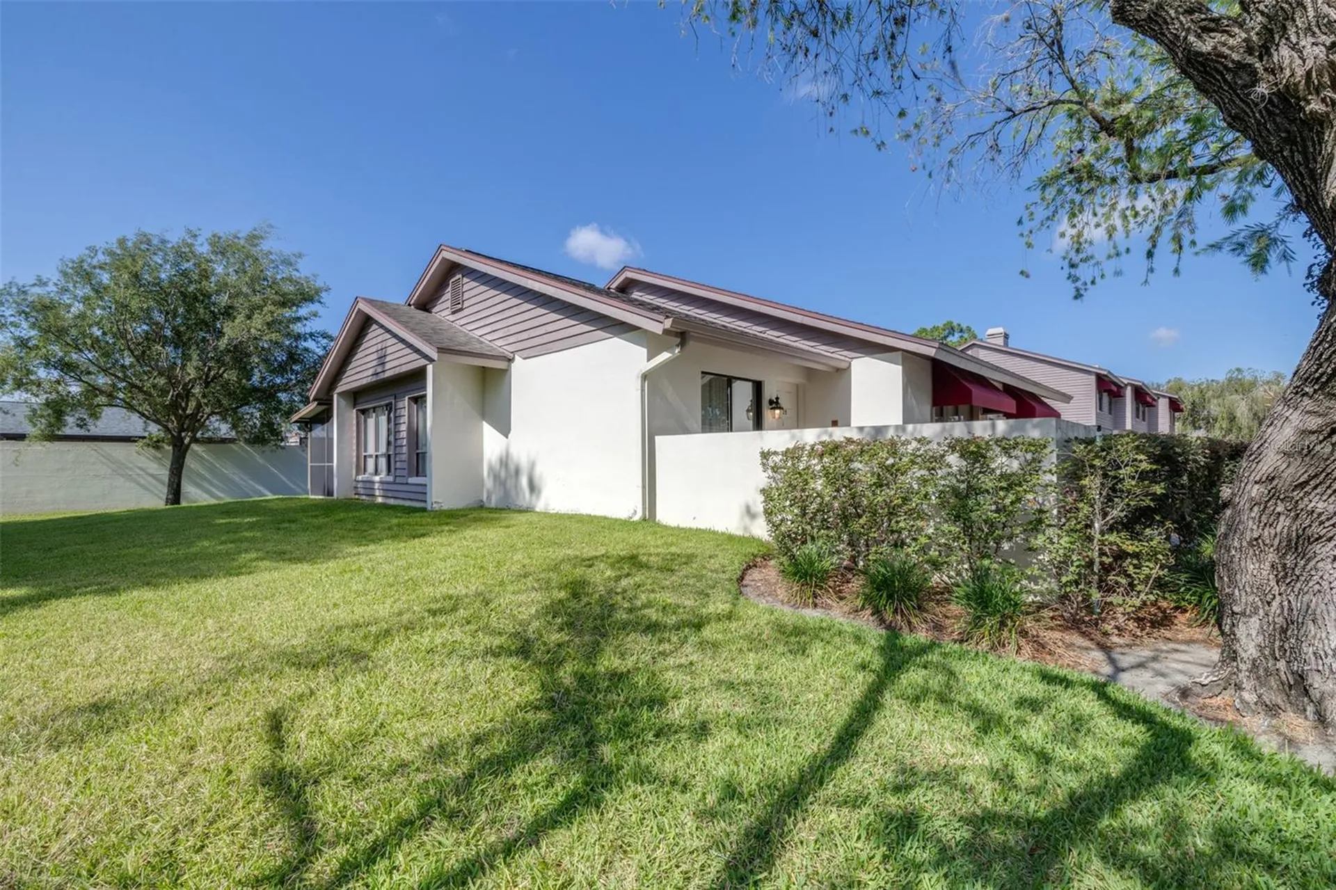 709 Oak Park Place Brandon FL 33511
