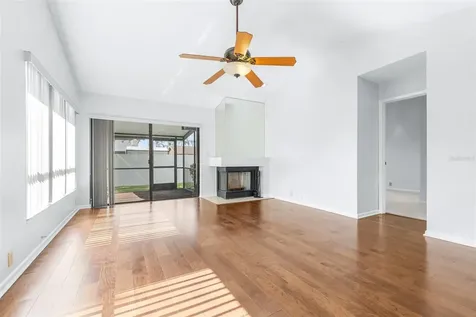 709 Oak Park Place Brandon FL 33511