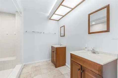 709 Oak Park Place Brandon FL 33511