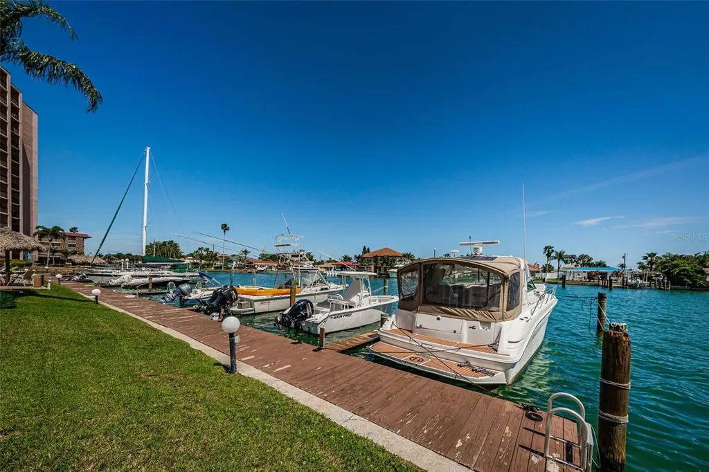 51 Island Way Clearwater Beach FL 33767