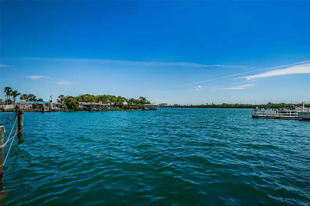 51 Island Way Clearwater Beach FL 33767