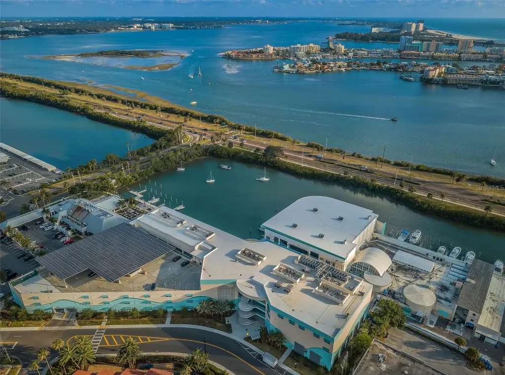 51 Island Way Clearwater Beach FL 33767
