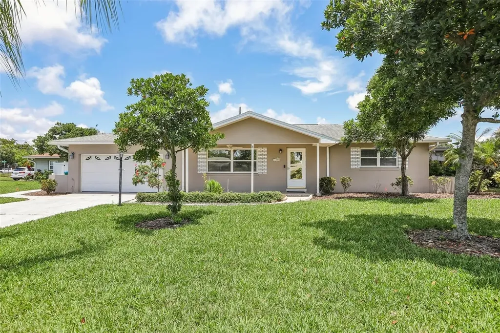 11589 64th Terrace Seminole FL 33772