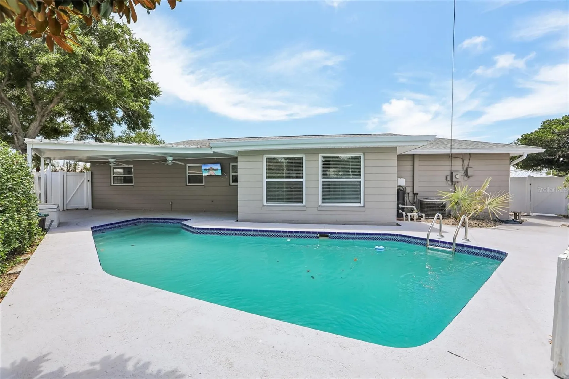 11589 64th Terrace Seminole FL 33772