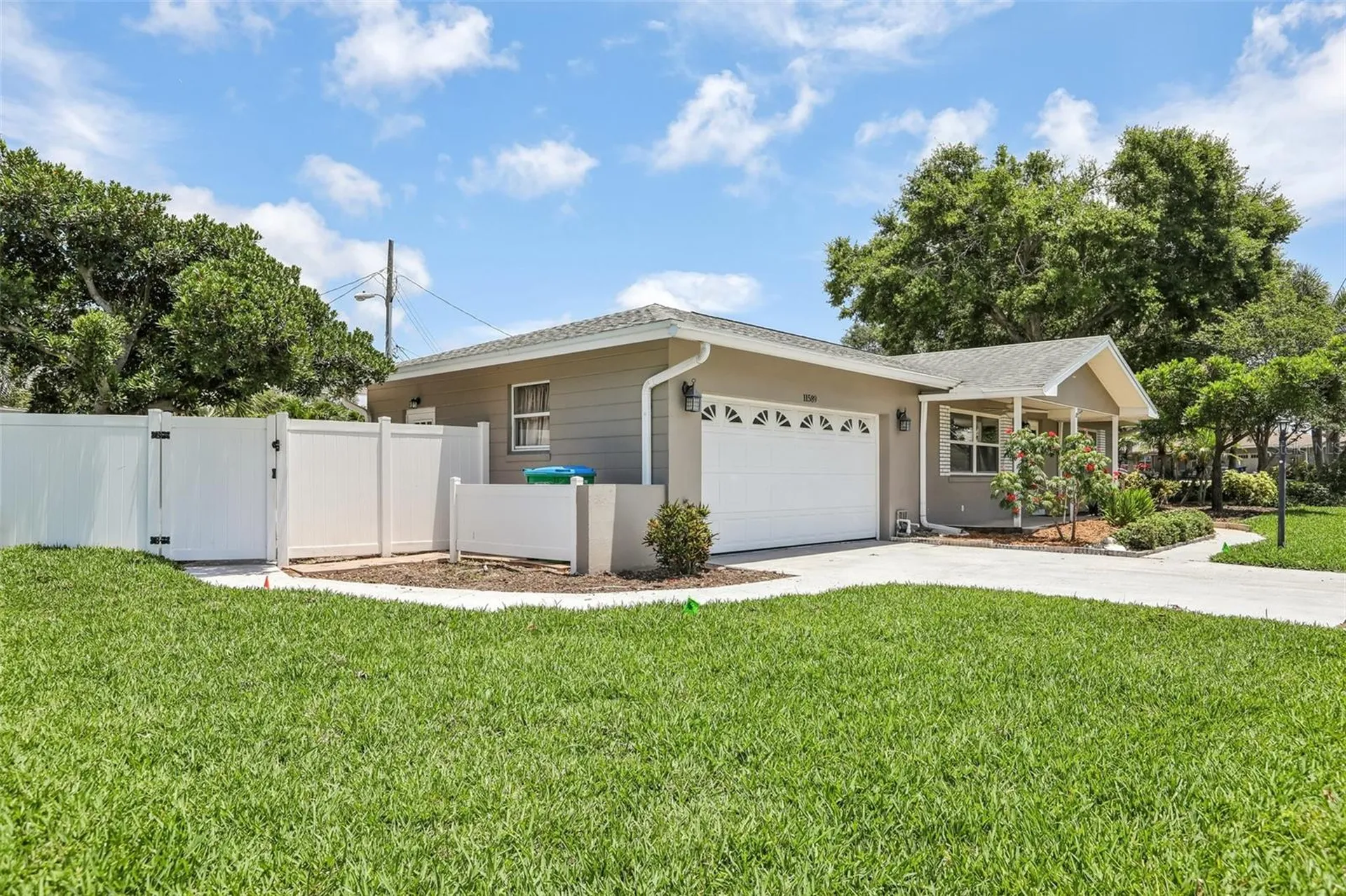 11589 64th Terrace Seminole FL 33772