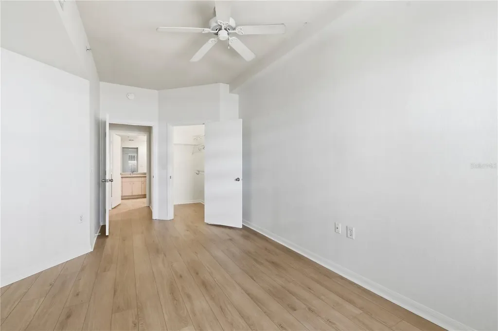 200 4th Avenue S St Petersburg FL 33701