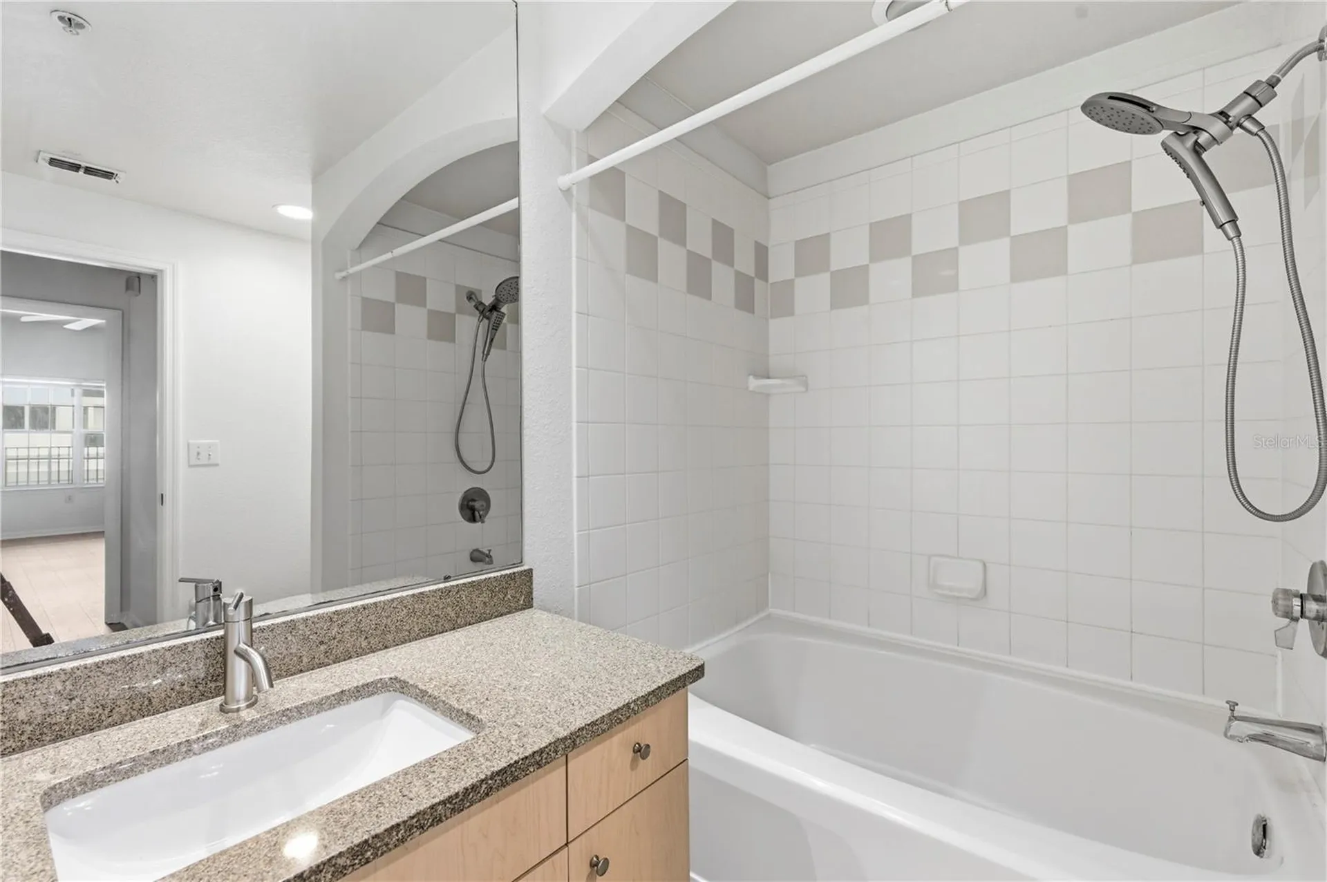 200 4th Avenue S St Petersburg FL 33701