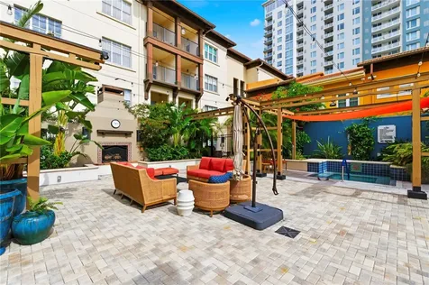 200 4th Avenue S St Petersburg FL 33701