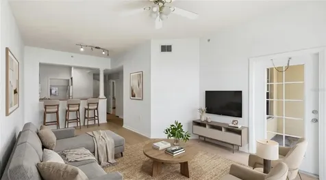 200 4th Avenue S St Petersburg FL 33701