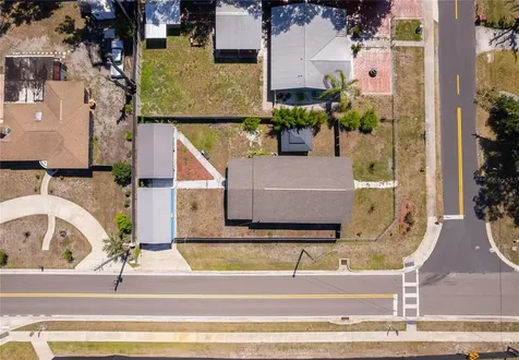 702 E Gilchrist Street Plant City FL 33563