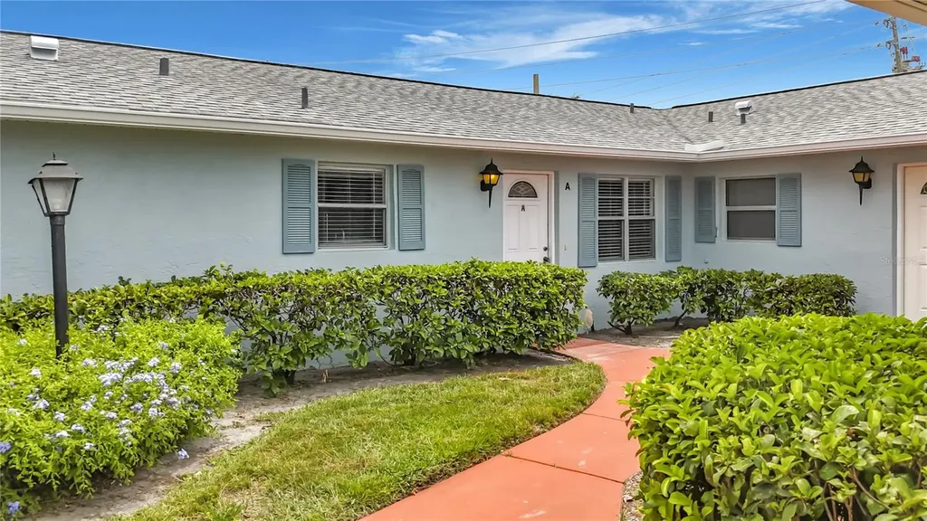 2188 Corinne Court S St Petersburg FL 33712