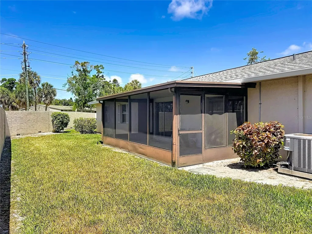 2188 Corinne Court S St Petersburg FL 33712