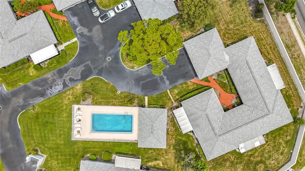 2188 Corinne Court S St Petersburg FL 33712