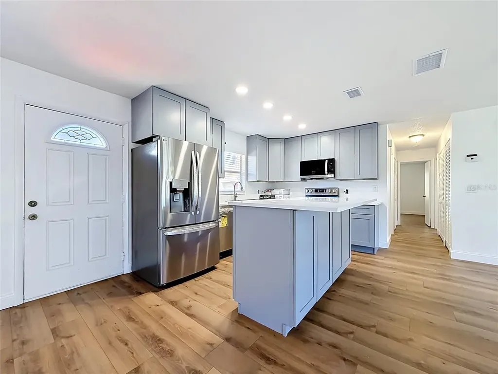 2188 Corinne Court S St Petersburg FL 33712