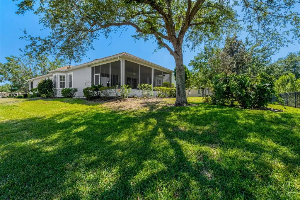 115 Crescent Moon Drive Groveland FL 34736