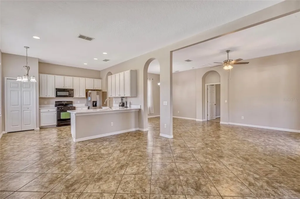 115 Crescent Moon Drive Groveland FL 34736