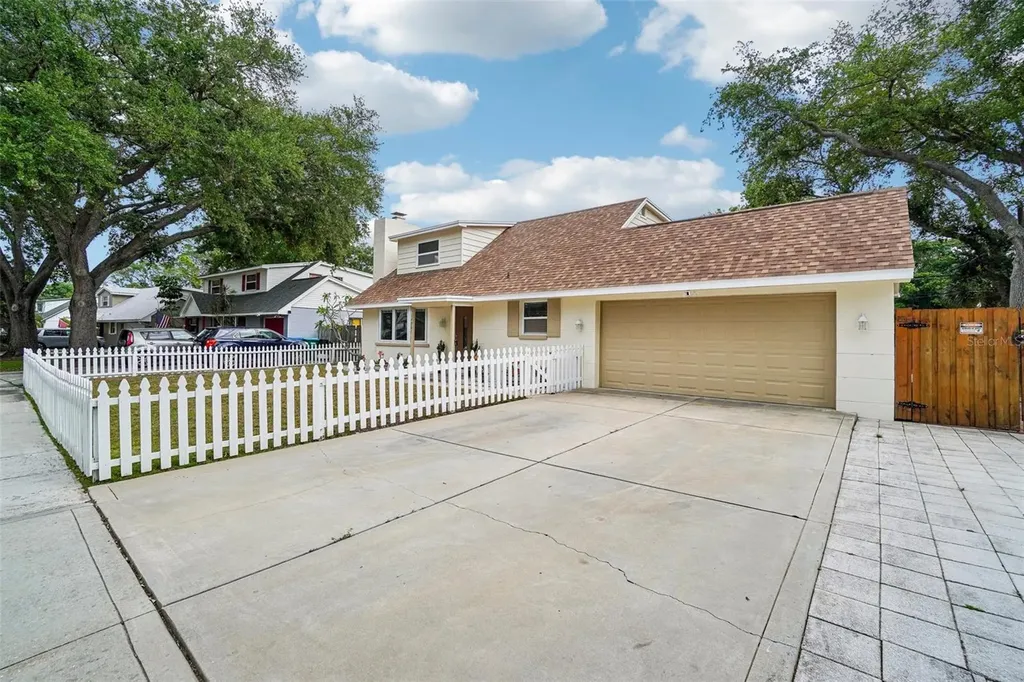14961 Newport Road Clearwater FL 33764