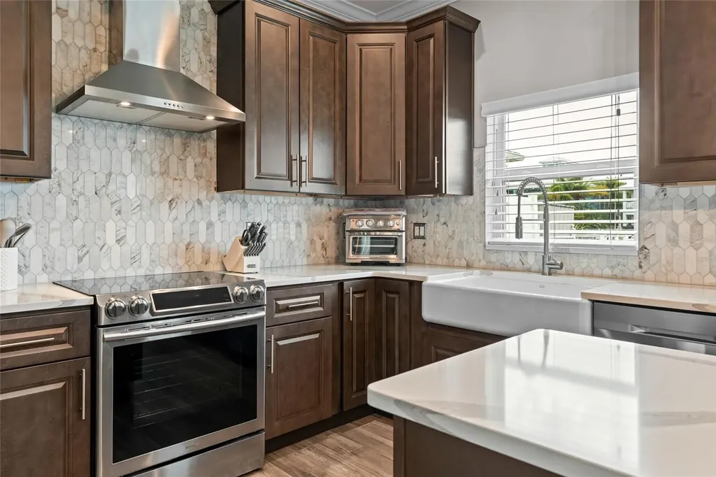 6412 Key Island Avenue Apollo Beach FL 33572