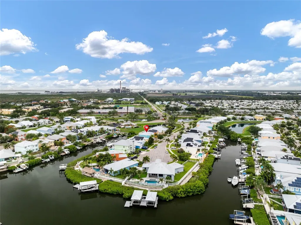 6412 Key Island Avenue Apollo Beach FL 33572