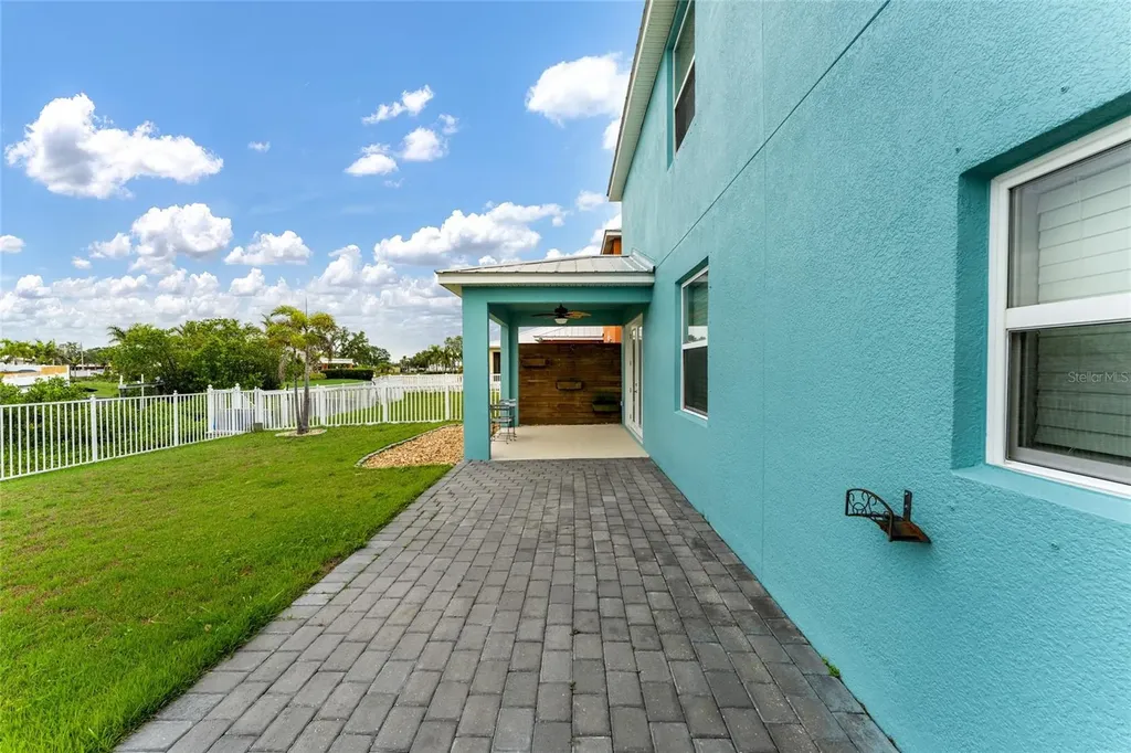 6412 Key Island Avenue Apollo Beach FL 33572