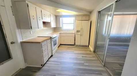 9202 Suffolk Lane Port Richey FL 34668