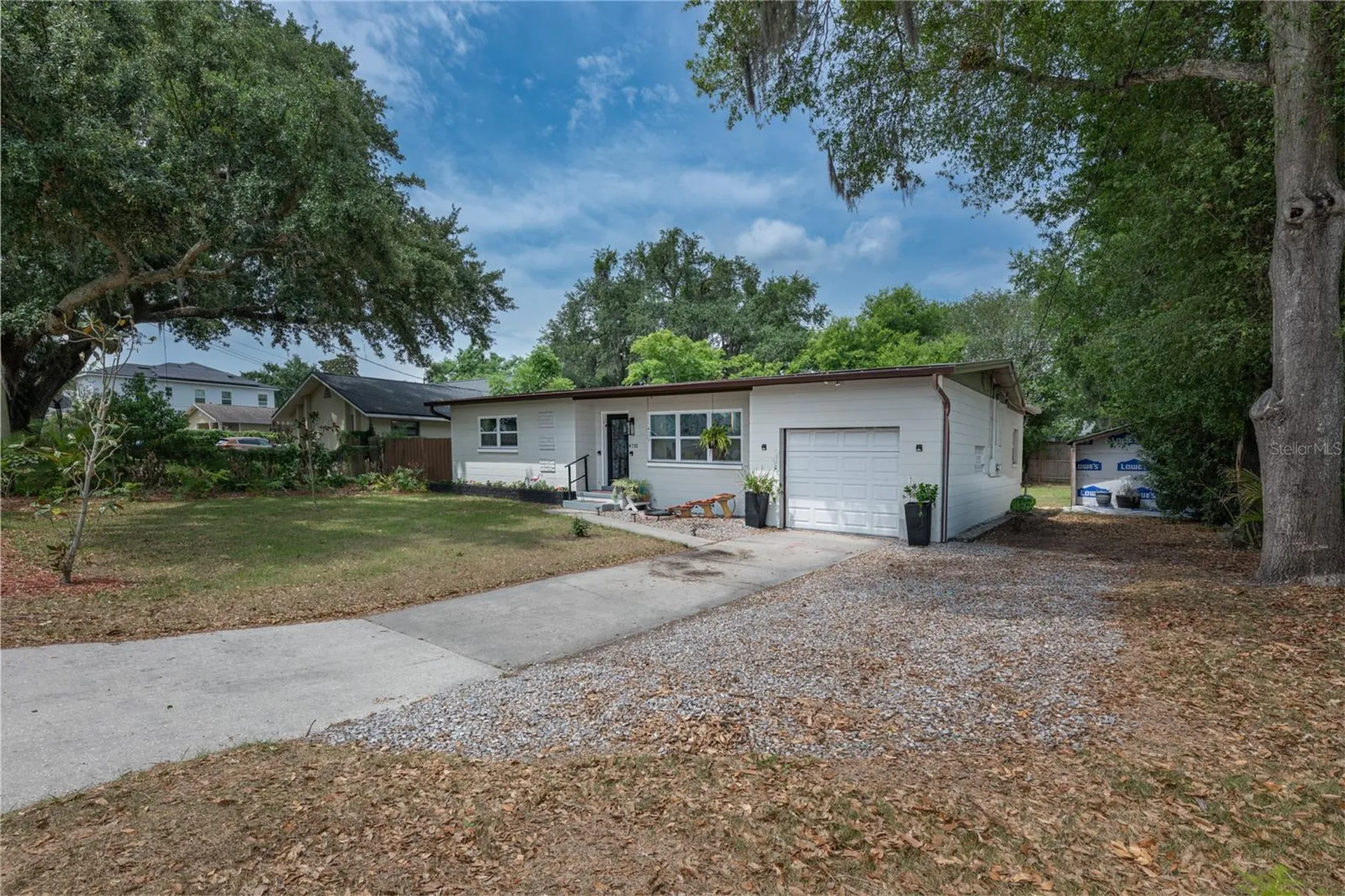 2702 S Shine Avenue Orlando FL 32806