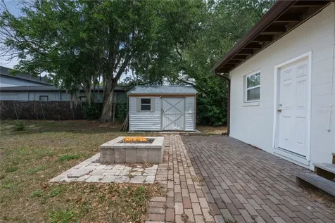 2702 S Shine Avenue Orlando FL 32806