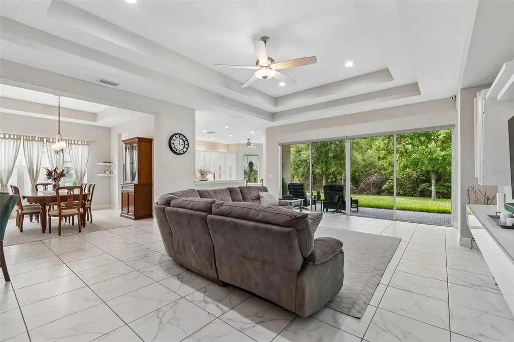 2213 Hollow Forest Court Wesley Chapel FL 33543