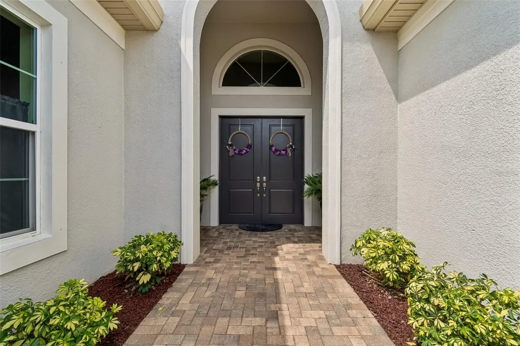 2213 Hollow Forest Court Wesley Chapel FL 33543