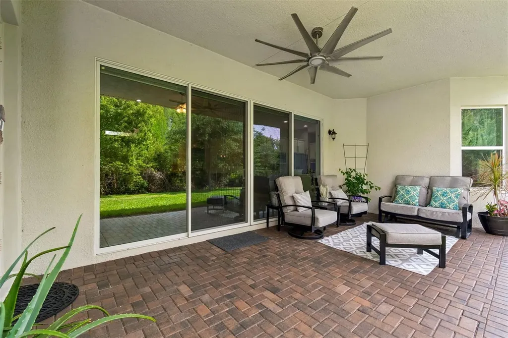 2213 Hollow Forest Court Wesley Chapel FL 33543