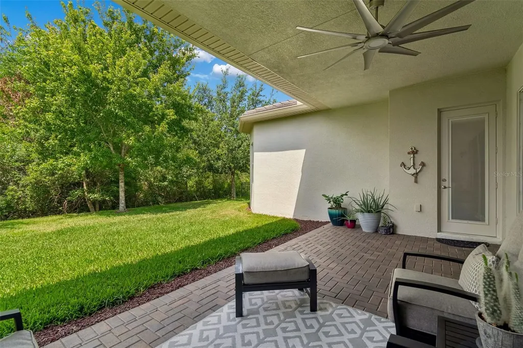 2213 Hollow Forest Court Wesley Chapel FL 33543